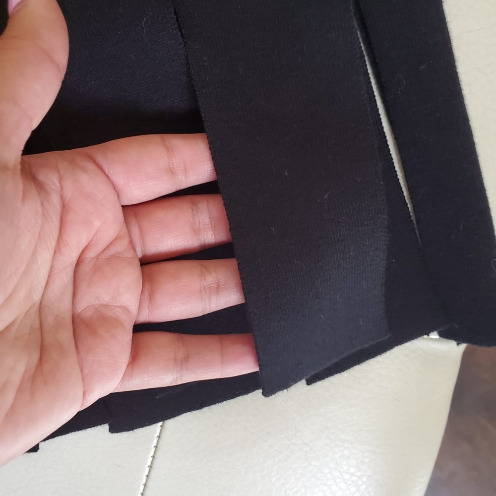 Express Black skirt - Picture 3 of 7